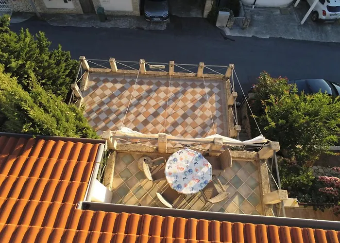 The Sea Apartment *