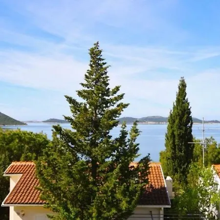 The Sea Apartment